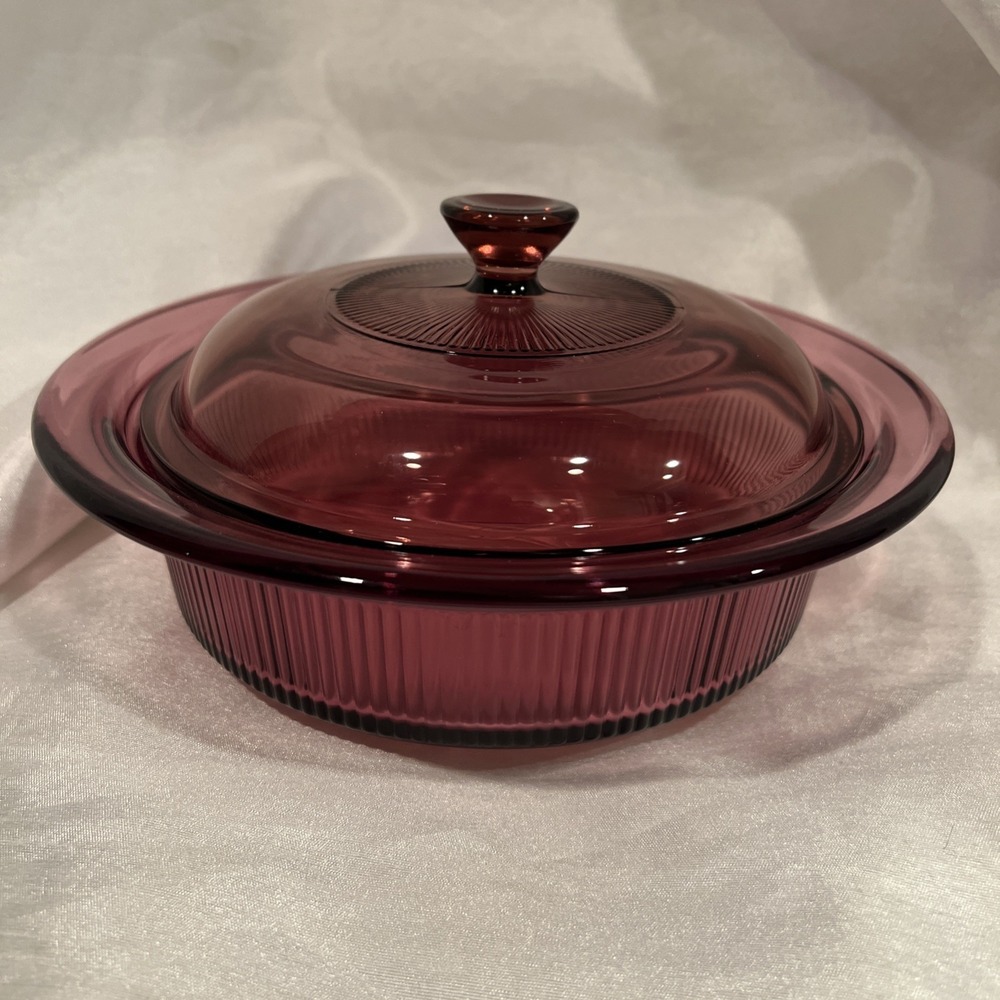 Corning Visions V-31-B 1 Qt Cranberry Casserole‎ Dish w/ Pyrex V-1.5-C Lid